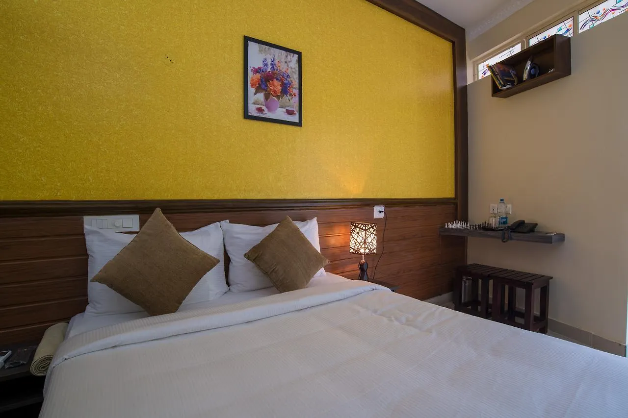 Gems 9 Airport Hotel Nedumbassery