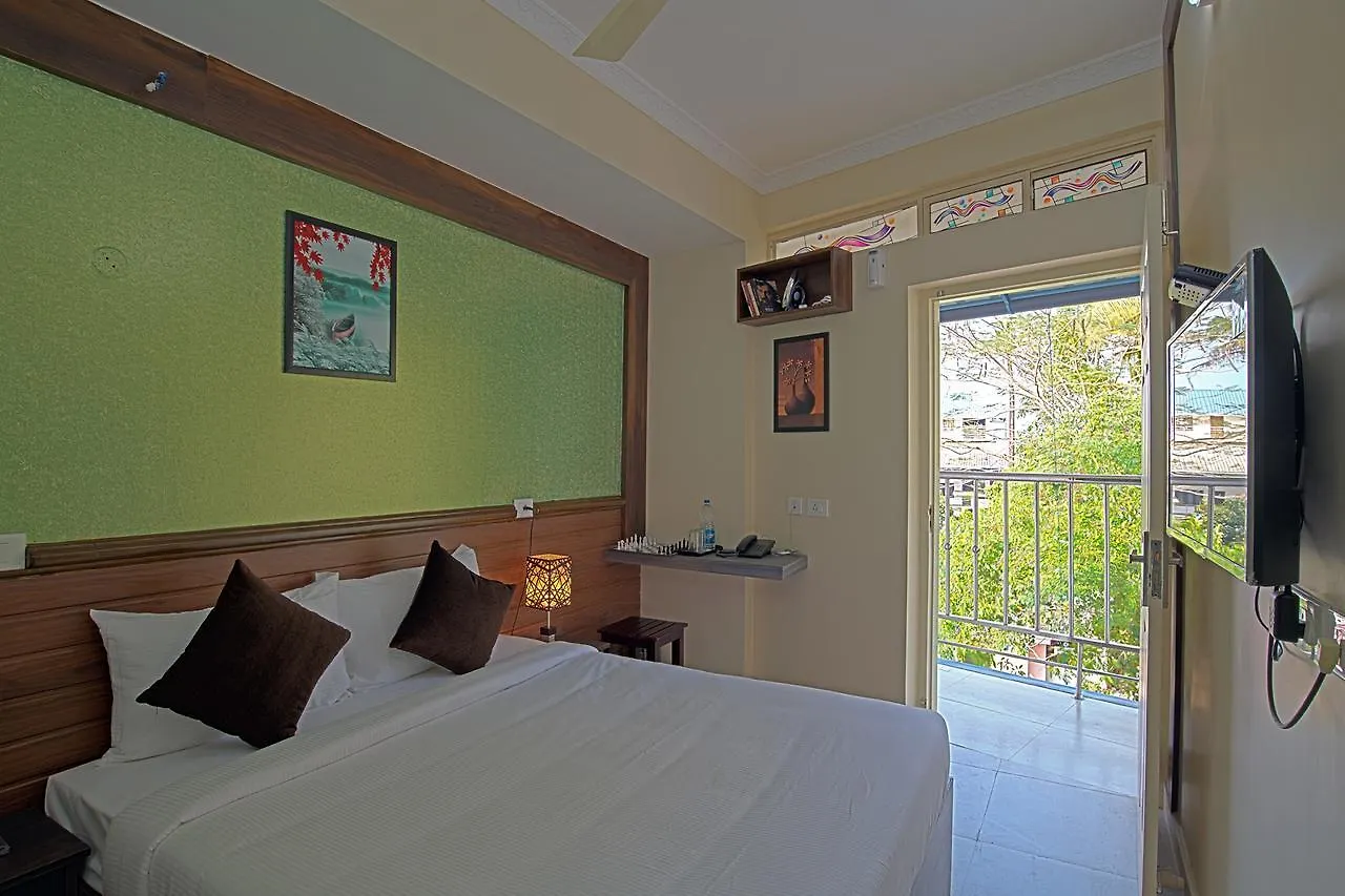 Gems 9 Airport Hotel Kochi